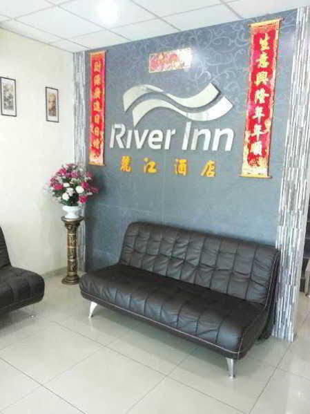 Oyo 301 River Inn Hotel Butterworth Exterior foto