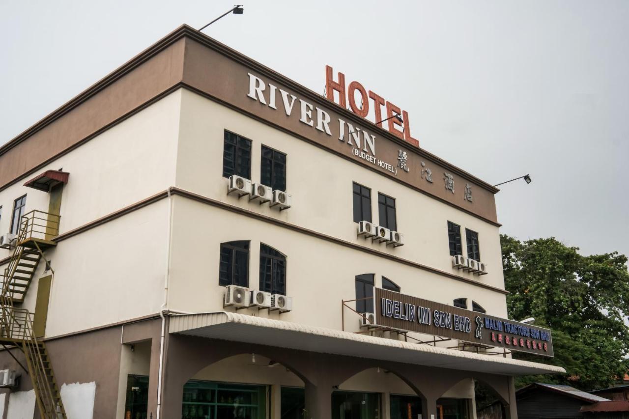 Oyo 301 River Inn Hotel Butterworth Exterior foto